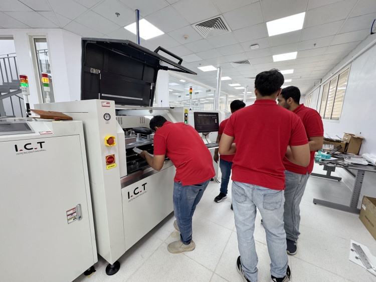 Instalare la fața locului TIC și asistență pentru instruire tehnică