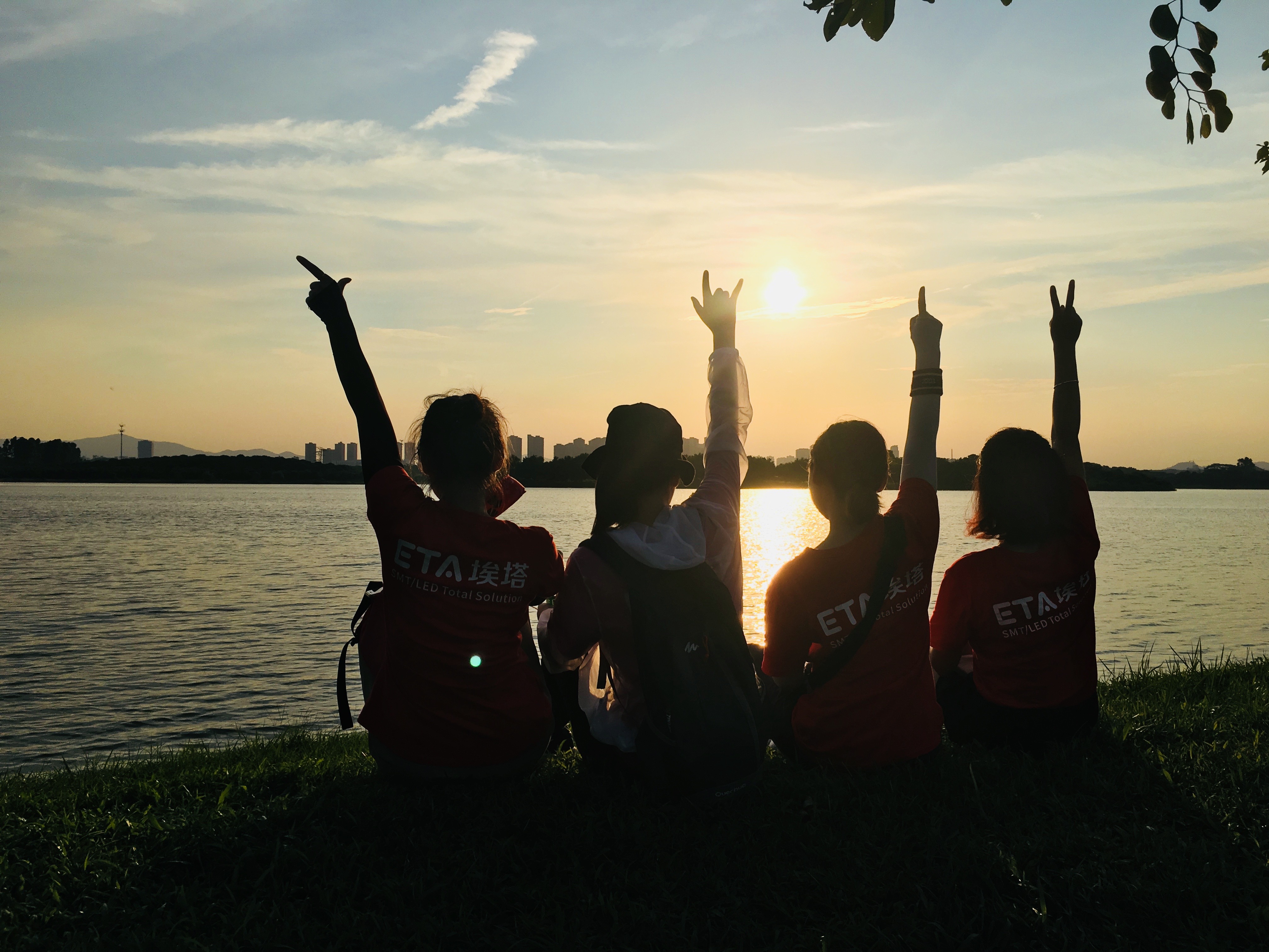 Cuptor de lipit prin reflow