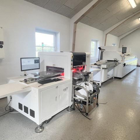 TIC | Linie de producție JUKI SMT SMD de mare viteză