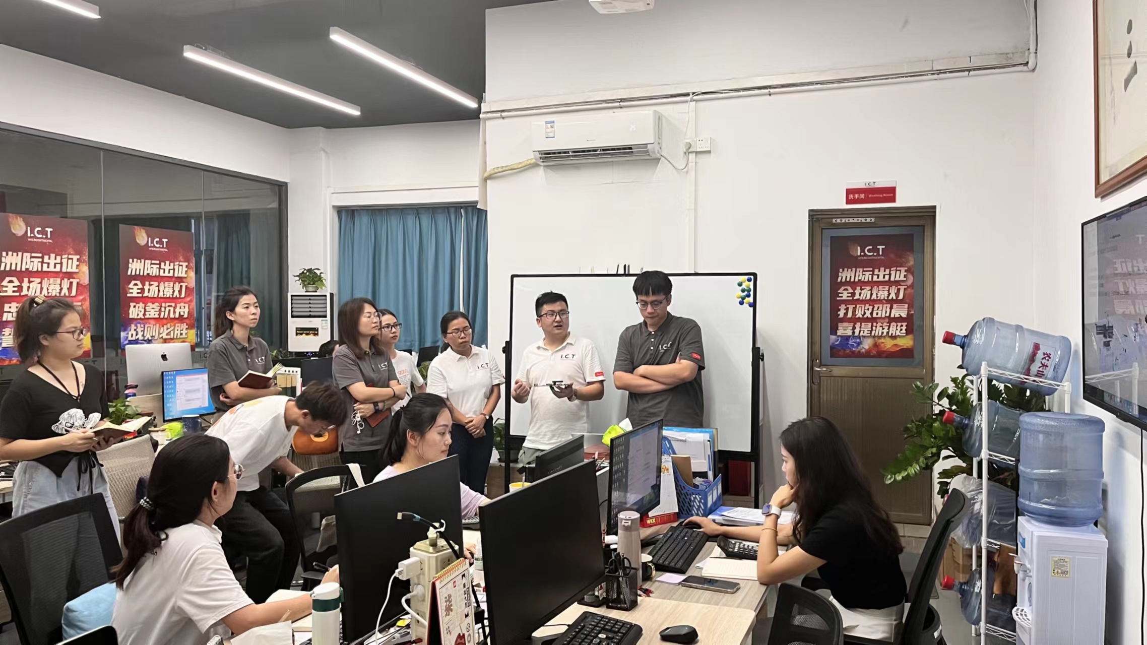 Linia de mașini SMT de instruire TIC